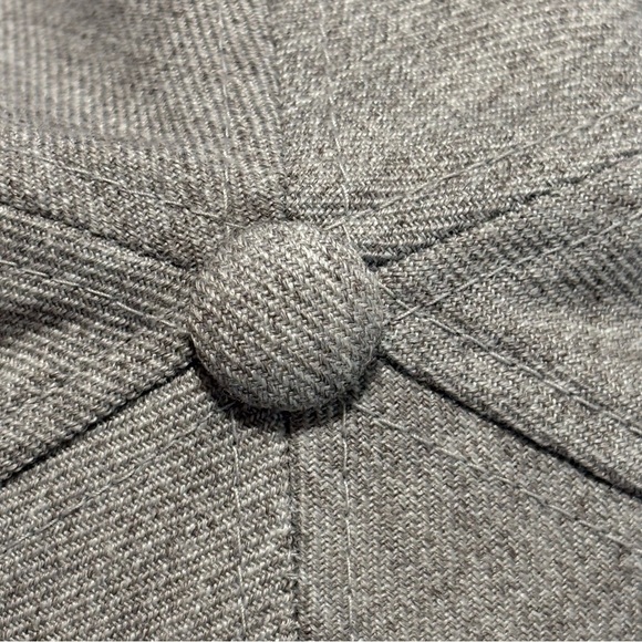 THE CLASSICS YUPOONG Gray Snapback Acrylic Wool Ballcap Hat Embroidered Pig NEW - Picture 11 of 11